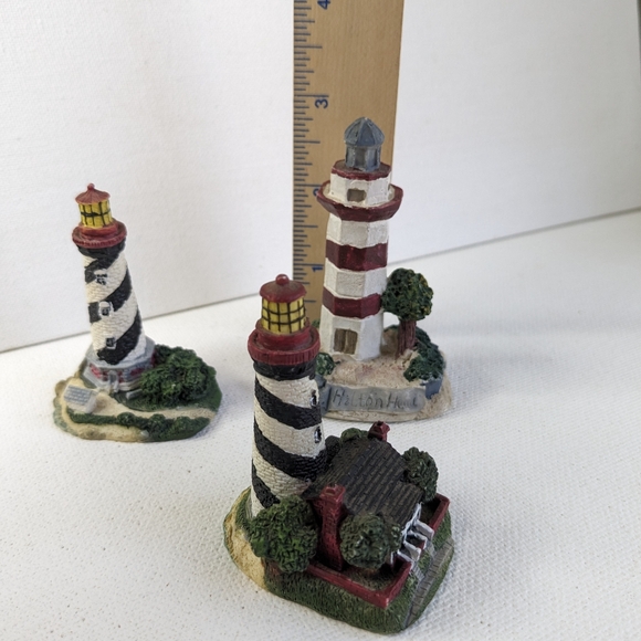 Lot of 3 Lighthouse Figurines 2"-3" Nautical Theme Decor C2 - Picture 6 of 8